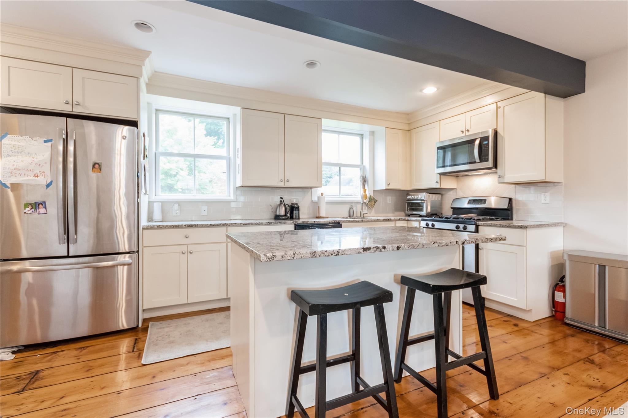 120 Verplanck Avenue – For Rent photo 4