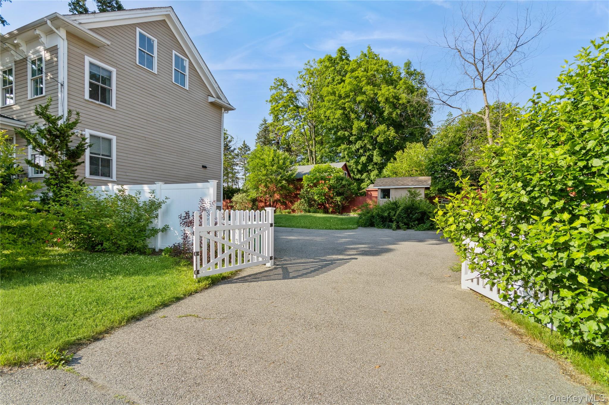 120 Verplanck Avenue – For Rent photo 32