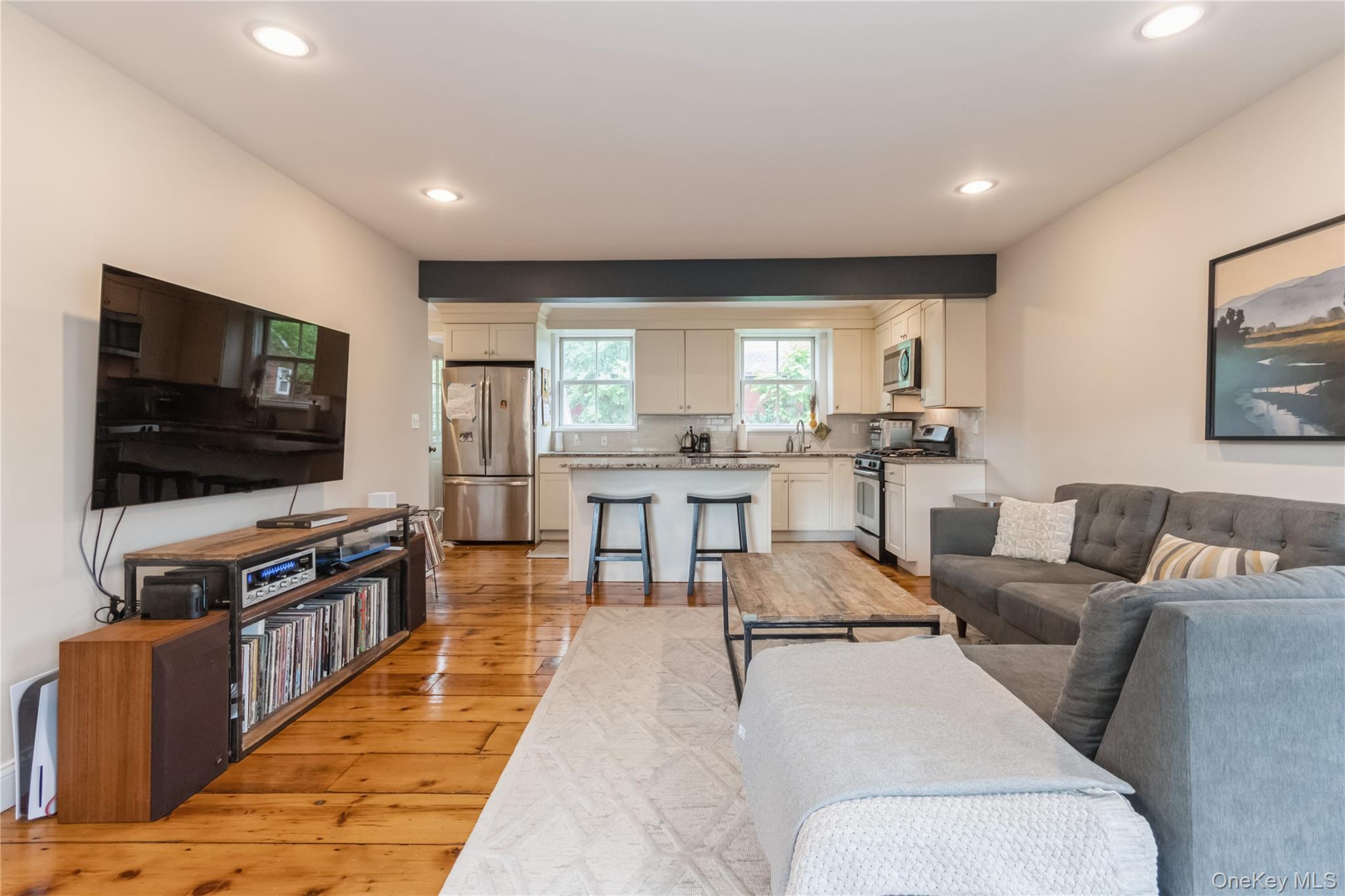 120 Verplanck Avenue – For Rent photo 6