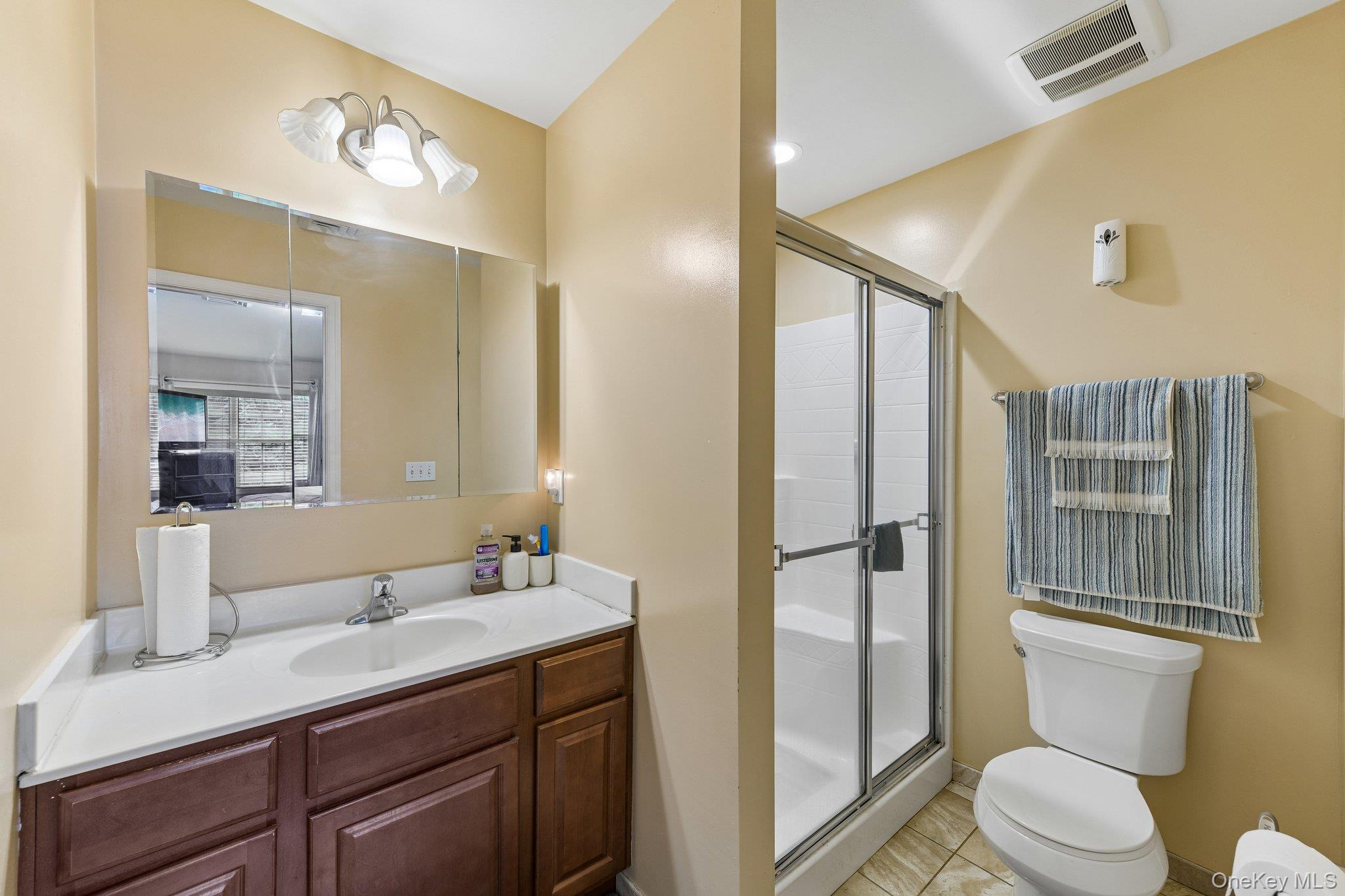 1120 Willow Lane – For Sale photo 17