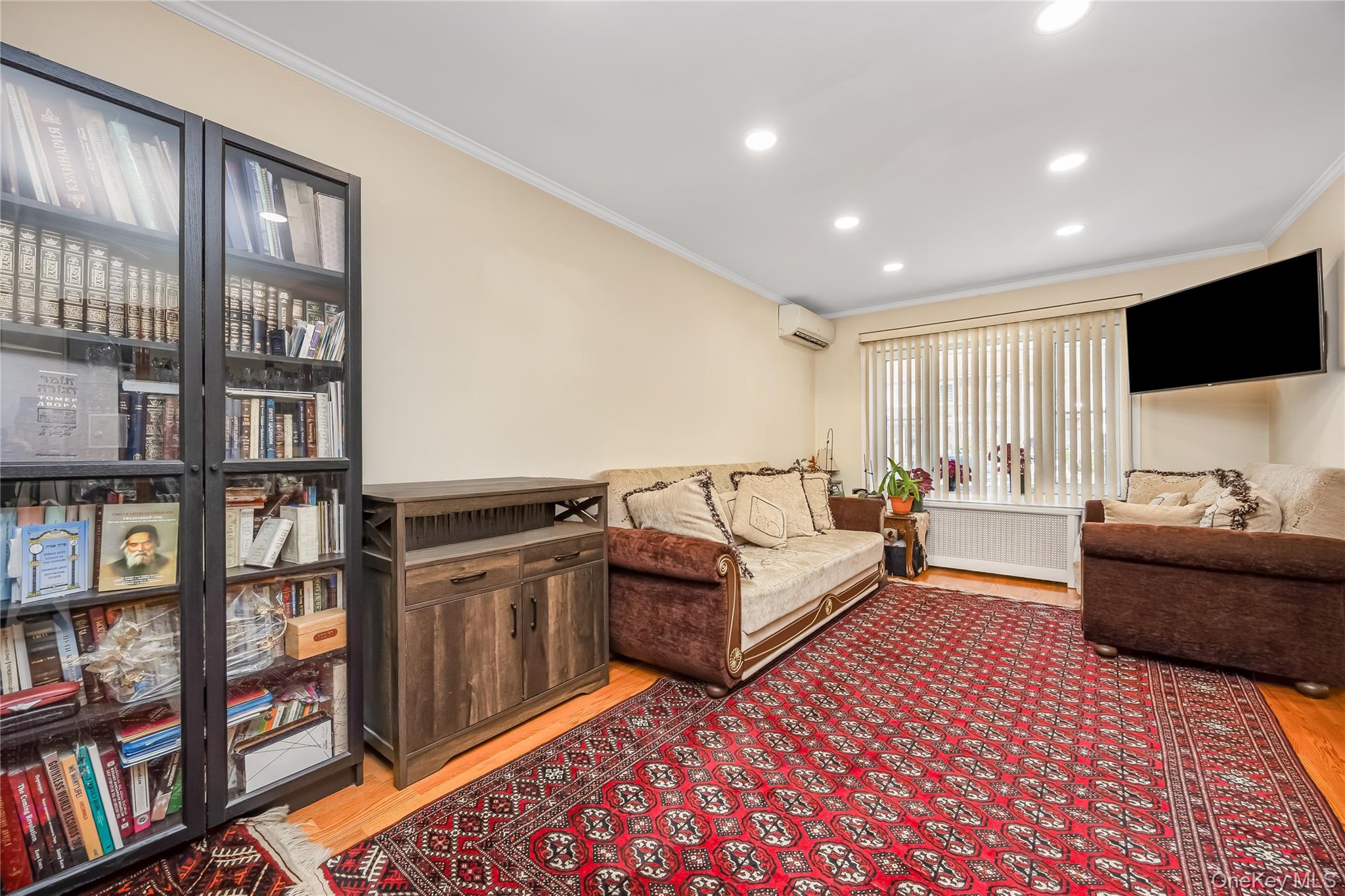 17316 Jewel Avenue – For Sale photo 6
