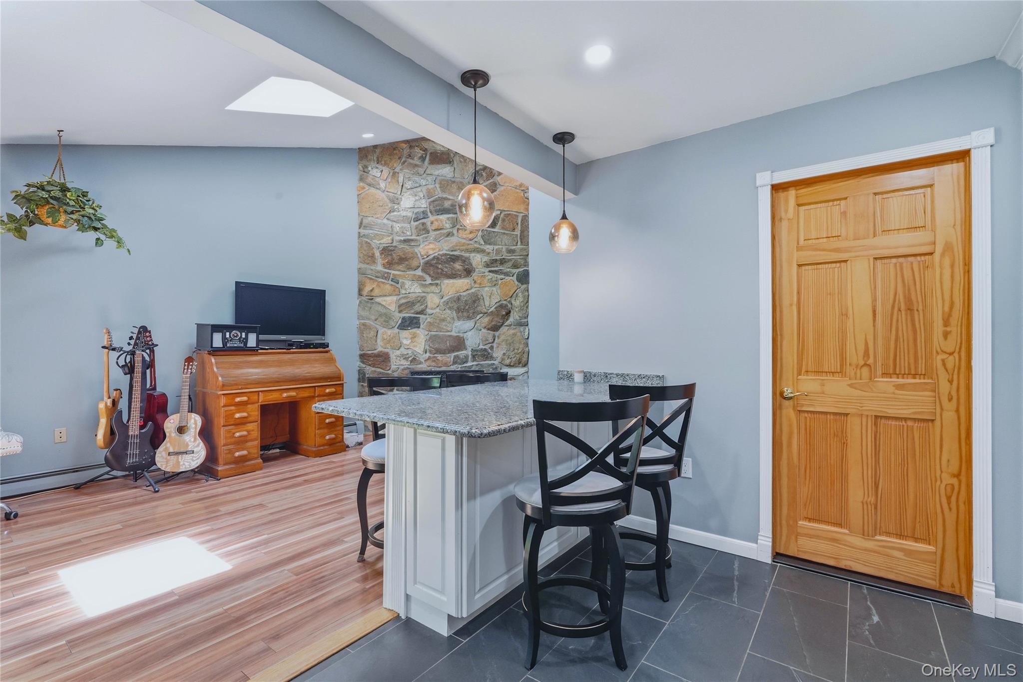 43 Nathan Hale Drive – For Sale photo 16