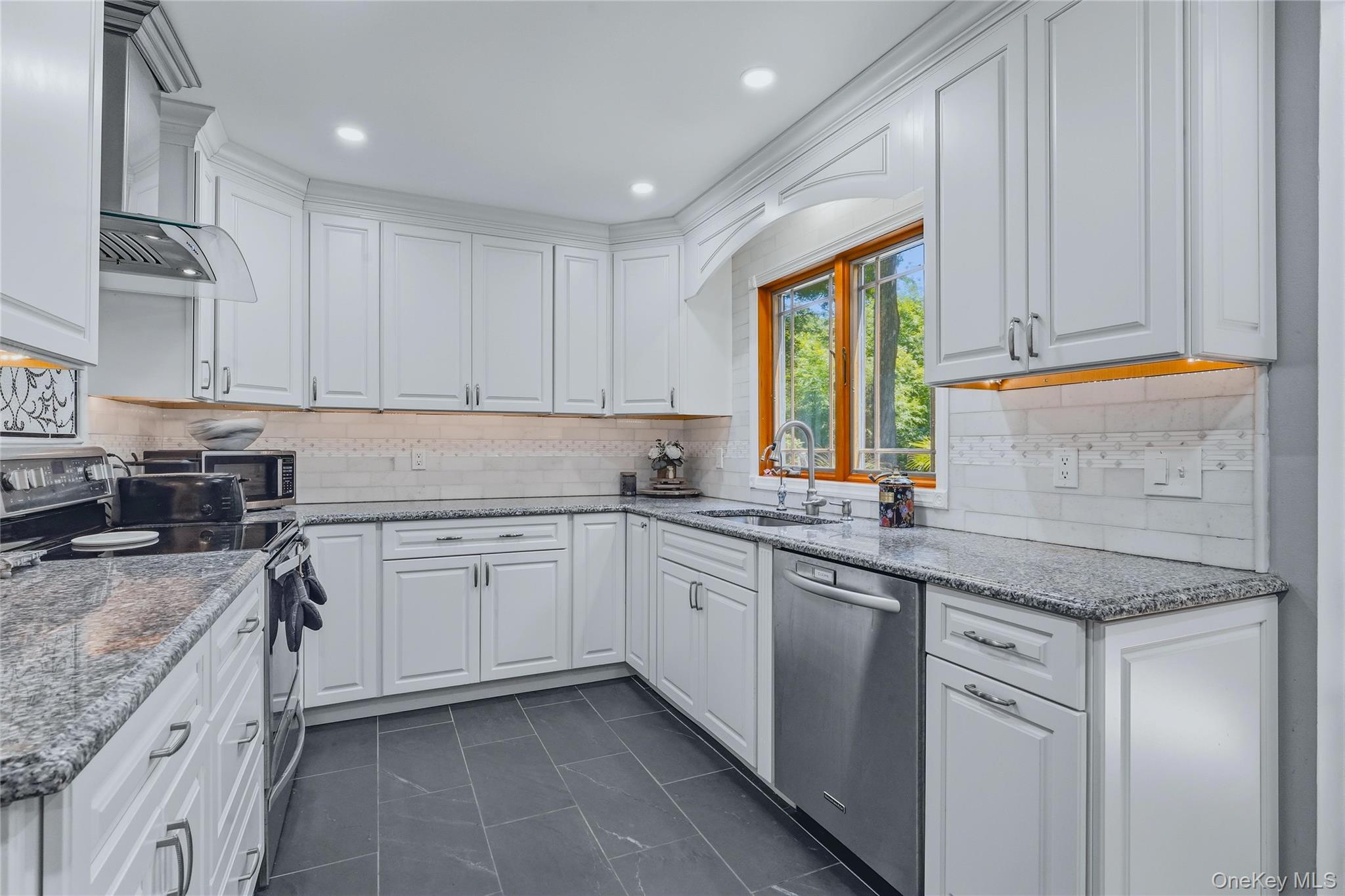 43 Nathan Hale Drive – For Sale photo 11