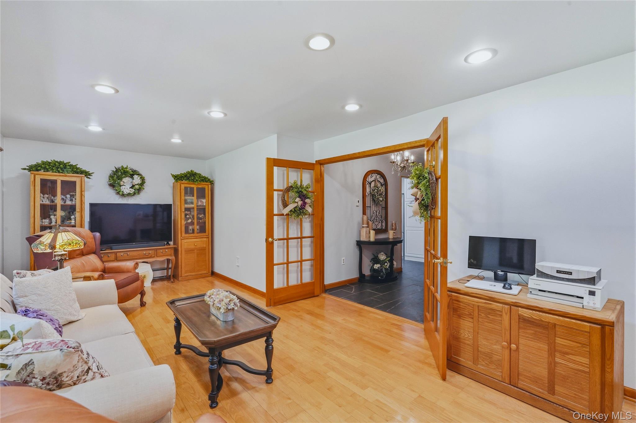 43 Nathan Hale Drive – For Sale photo 9