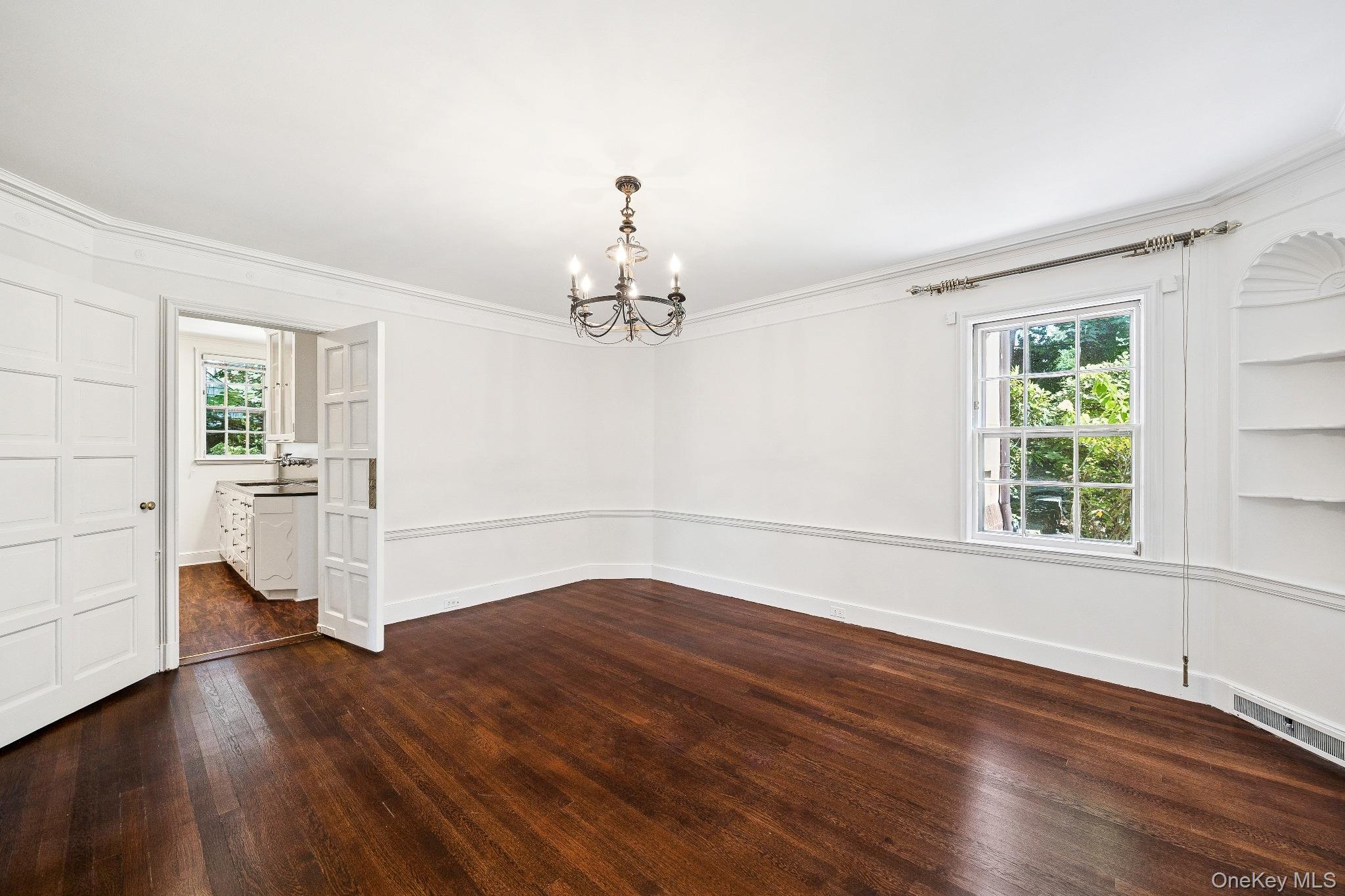 6 Fox Meadow Road – For Rent photo 6