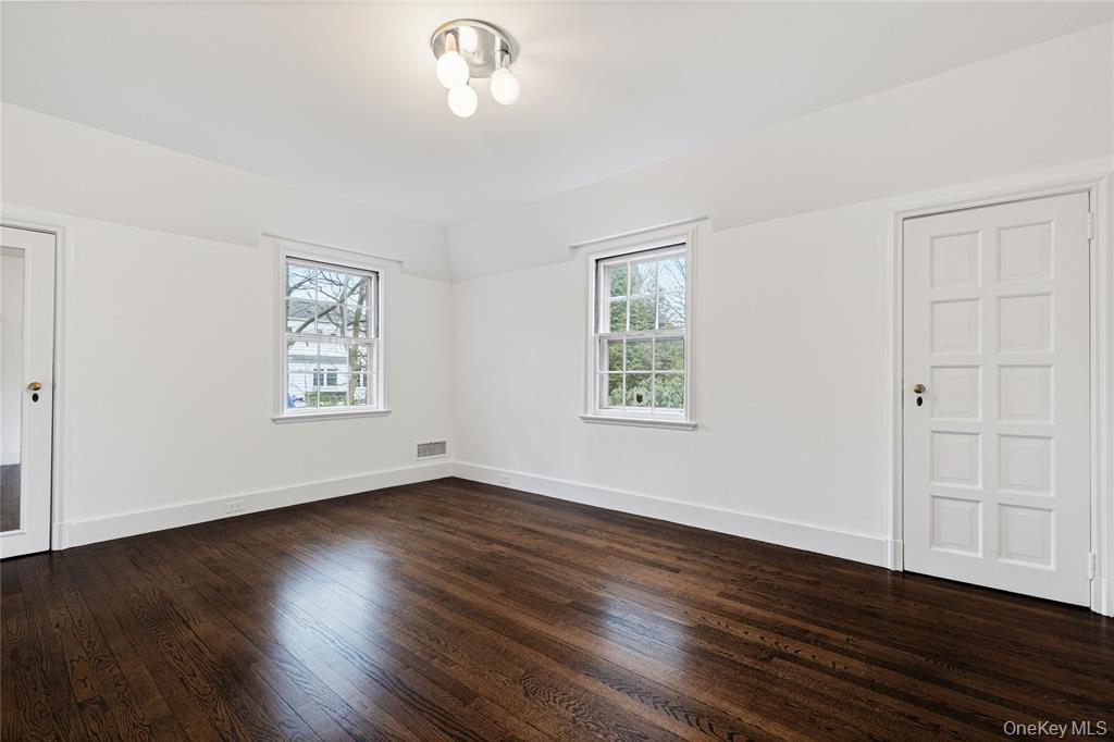 6 Fox Meadow Road – For Rent photo 15