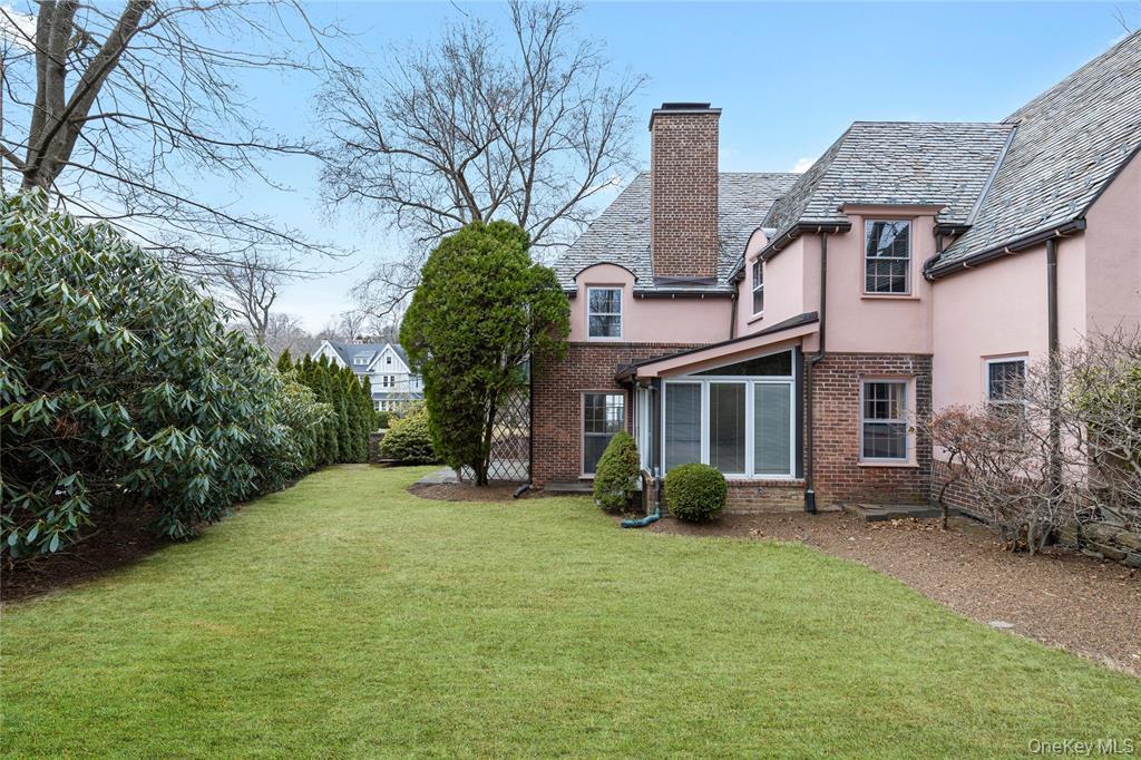 6 Fox Meadow Road – For Rent photo 16