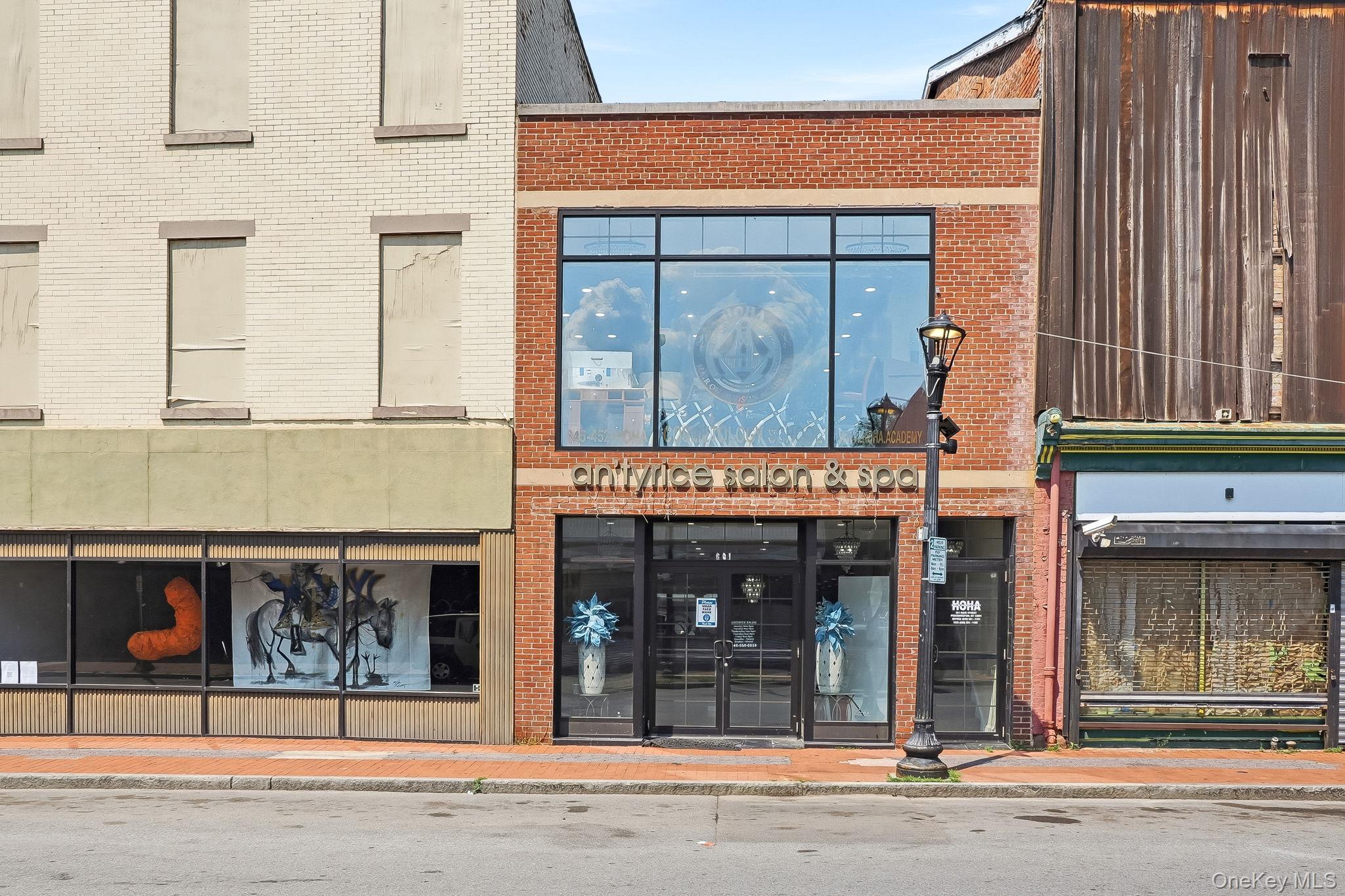 381 MAIN Street – For Sale photo 2