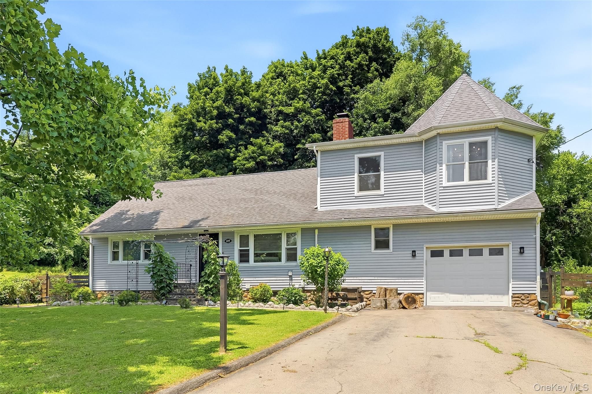 109 Chelsea Road – For Sale photo 3