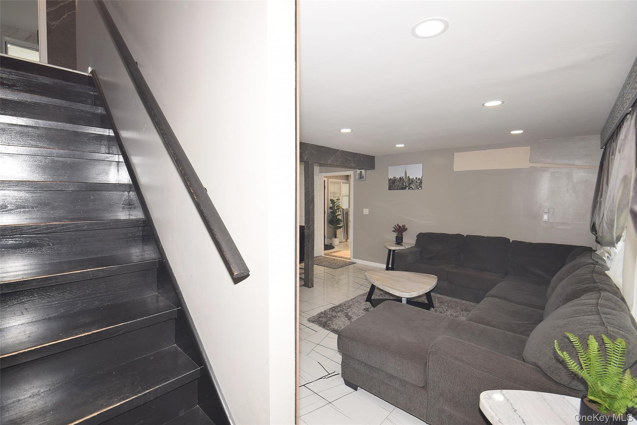 32 W Cabot Lane – For Sale photo 19