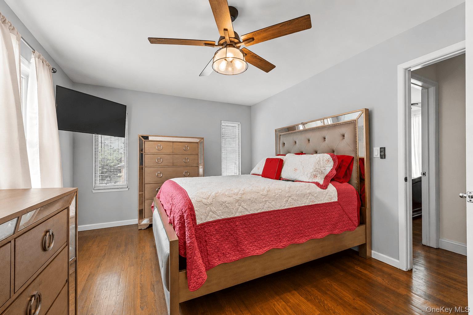 4478 Express Drive S – For Sale photo 7