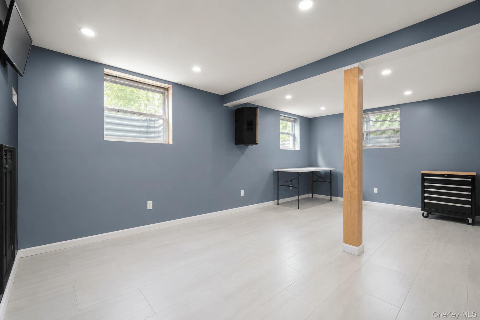4478 Express Drive S – For Sale photo 24