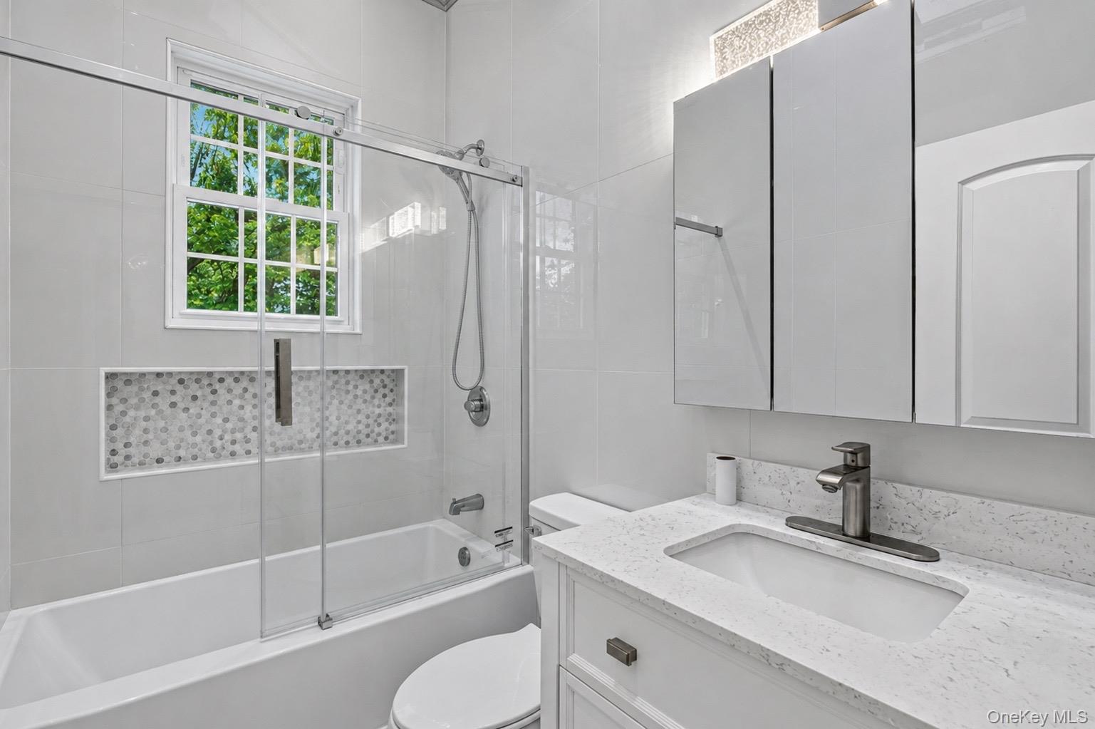 566 Locust Avenue – For Sale photo 4