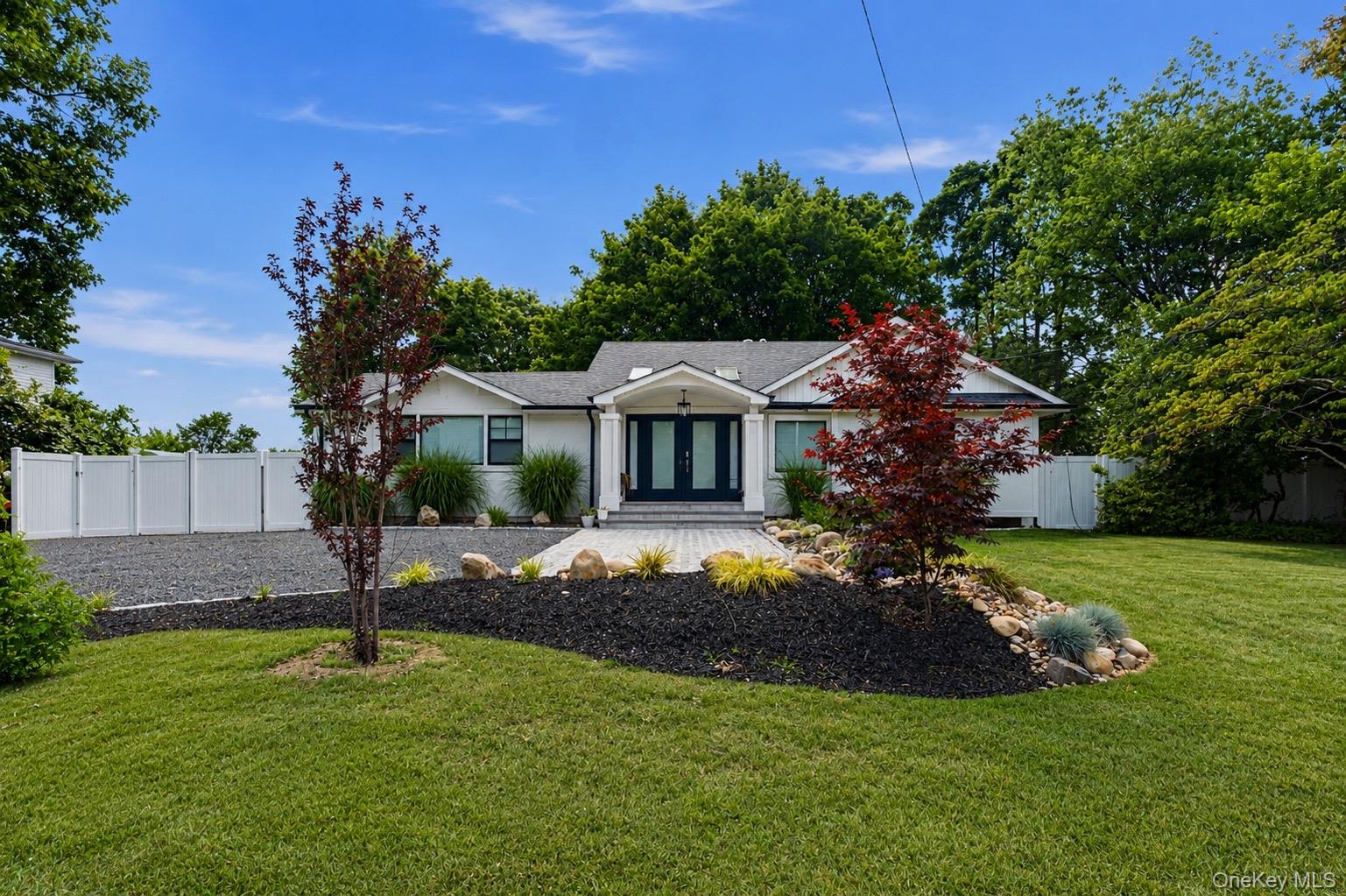 566 Locust Avenue – For Sale photo 2