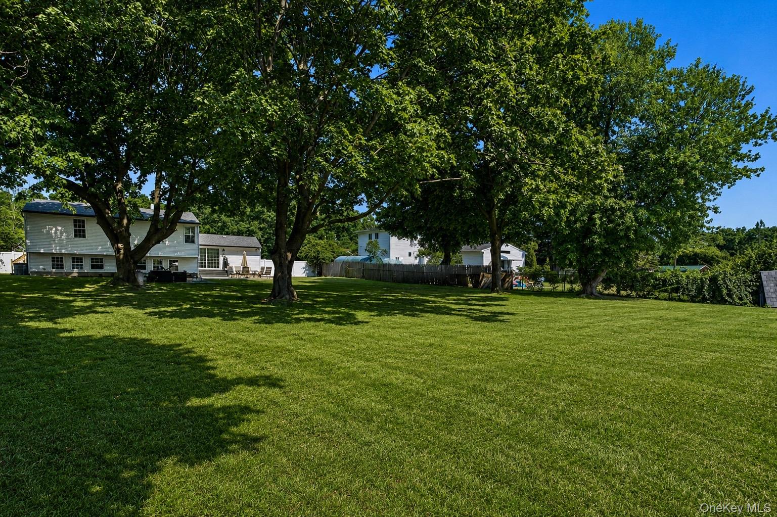 566 Locust Avenue – For Sale photo 25