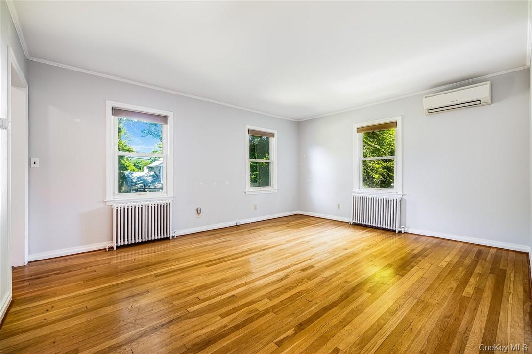 11 Hillside Place – For Rent photo 2
