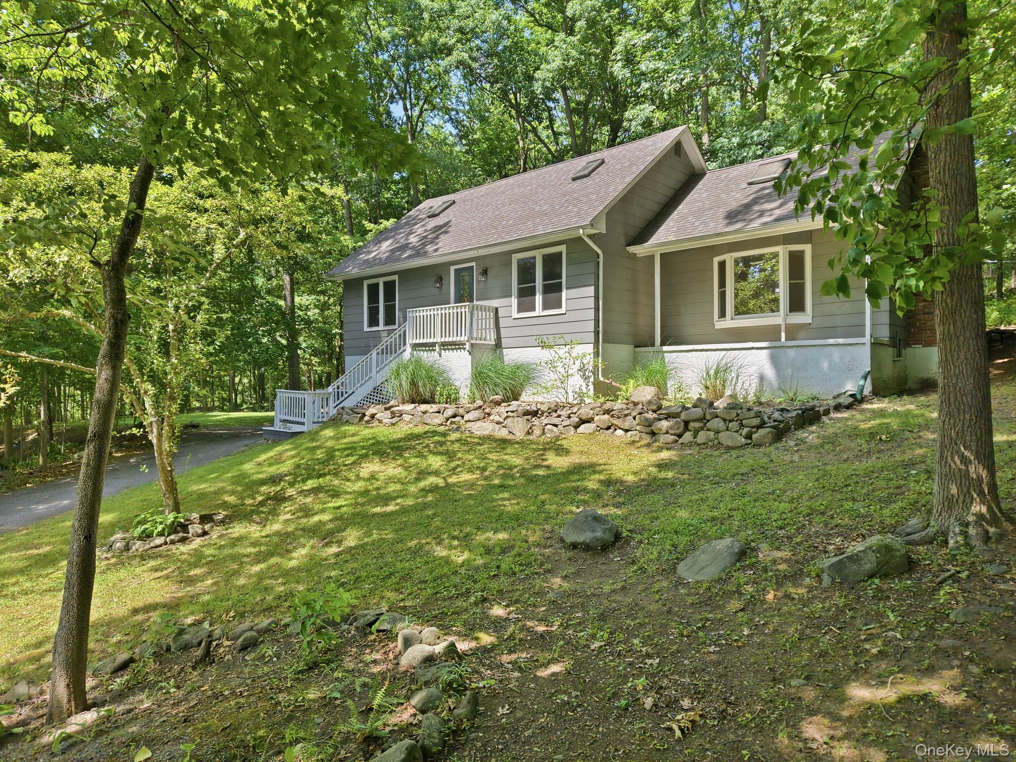 3 Dogwood Hollow – For Sale
