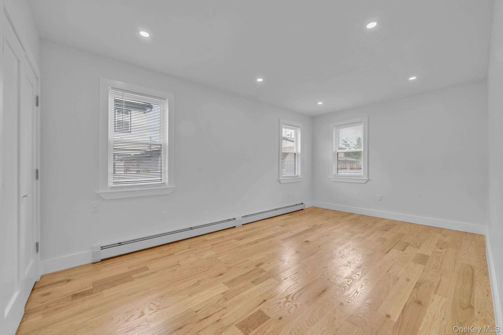 161-32 119th Drive – For Sale photo 17