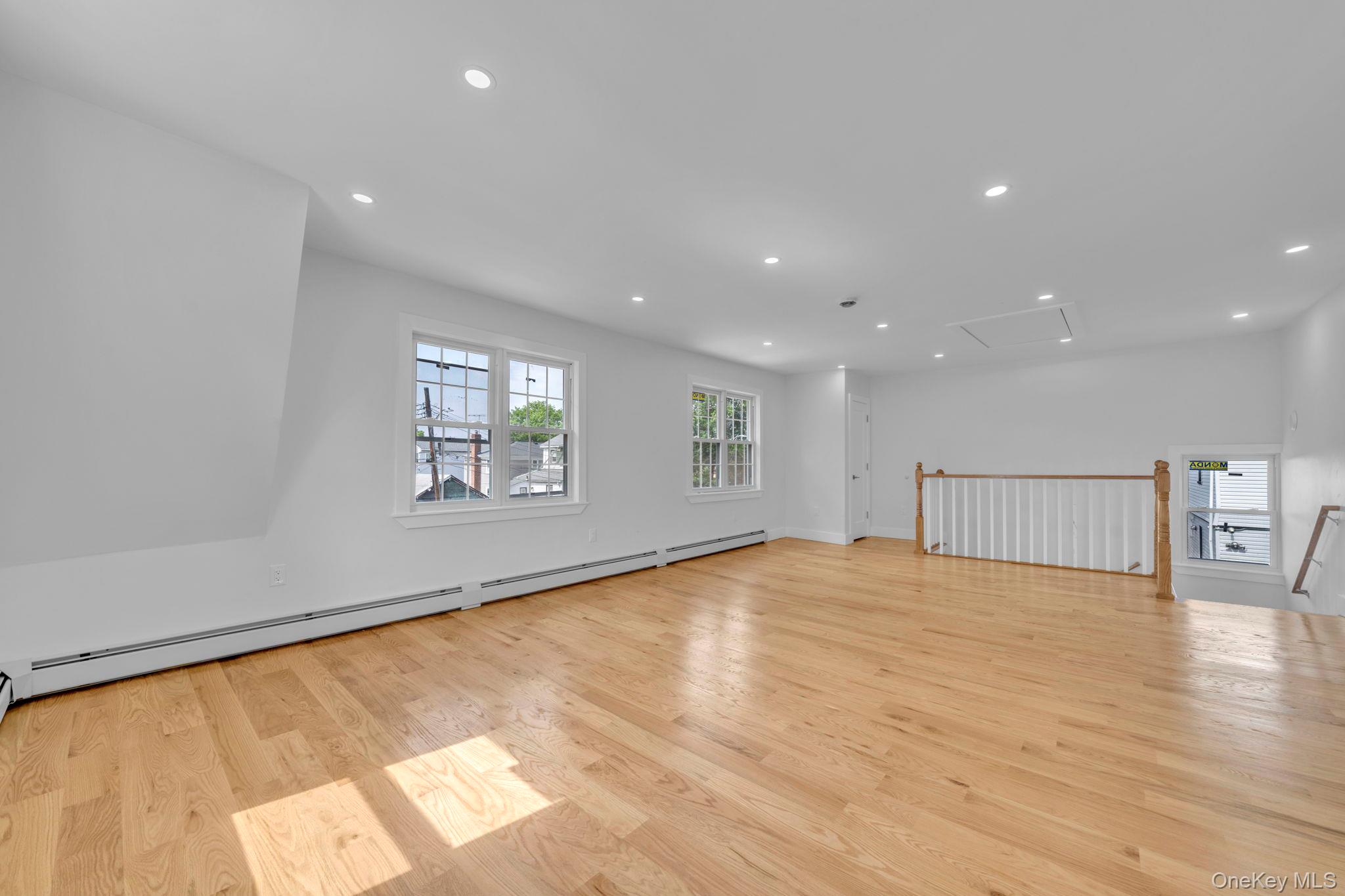 161-32 119th Drive – For Sale photo 21