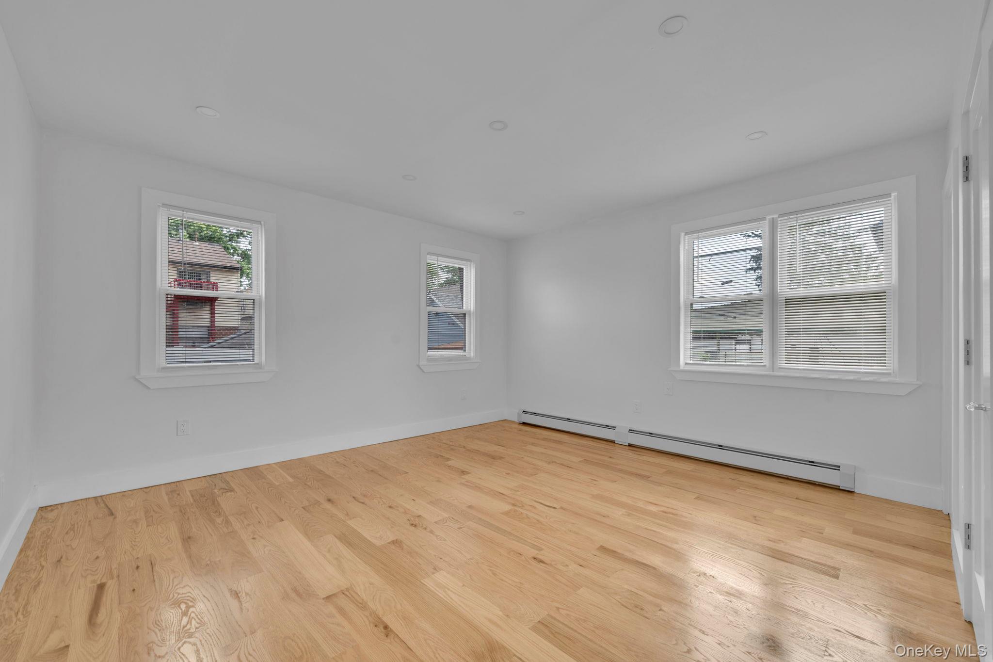 161-32 119th Drive – For Sale photo 18