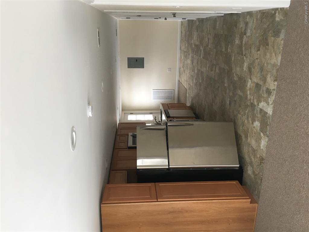 5 Macintosh Lane – For Rent photo 4