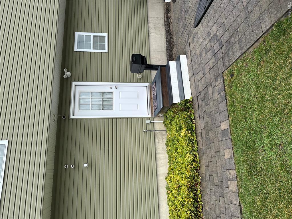 5 Macintosh Lane – For Rent