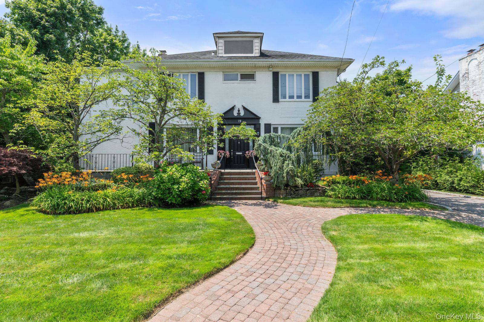 19 Margaret Avenue – For Sale