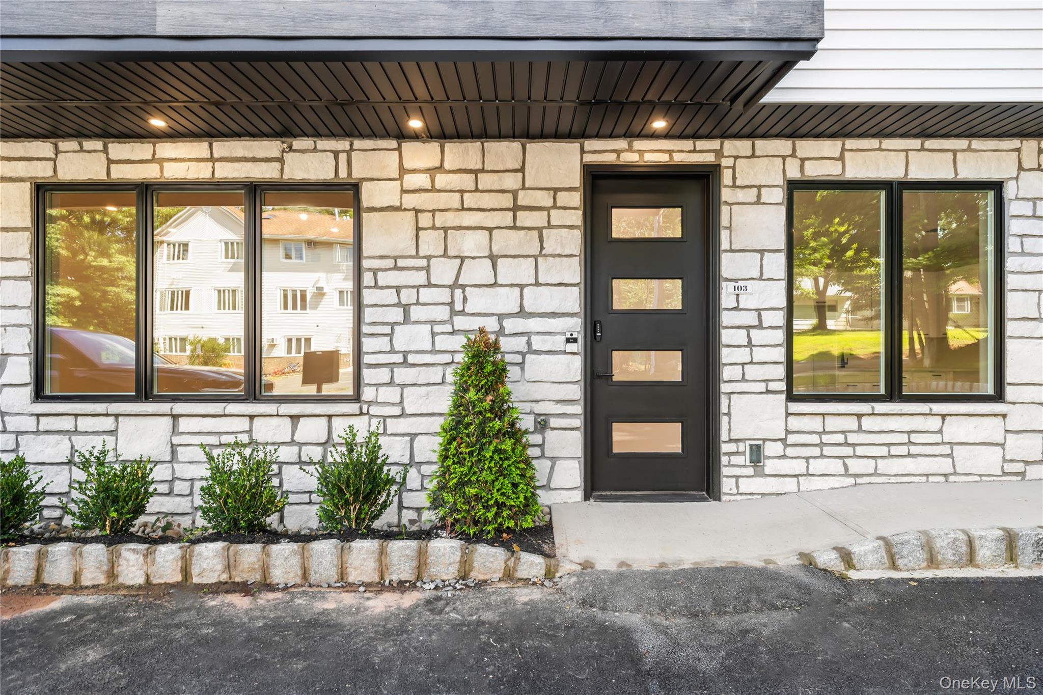1 Homestead Lane, Unit 103 photo 2
