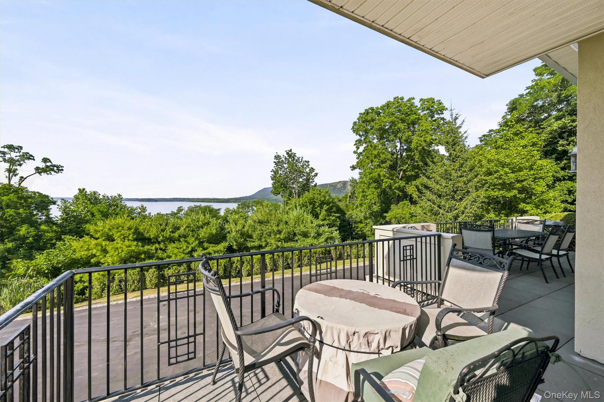 2 Half Moon Ridge – For Sale photo 44