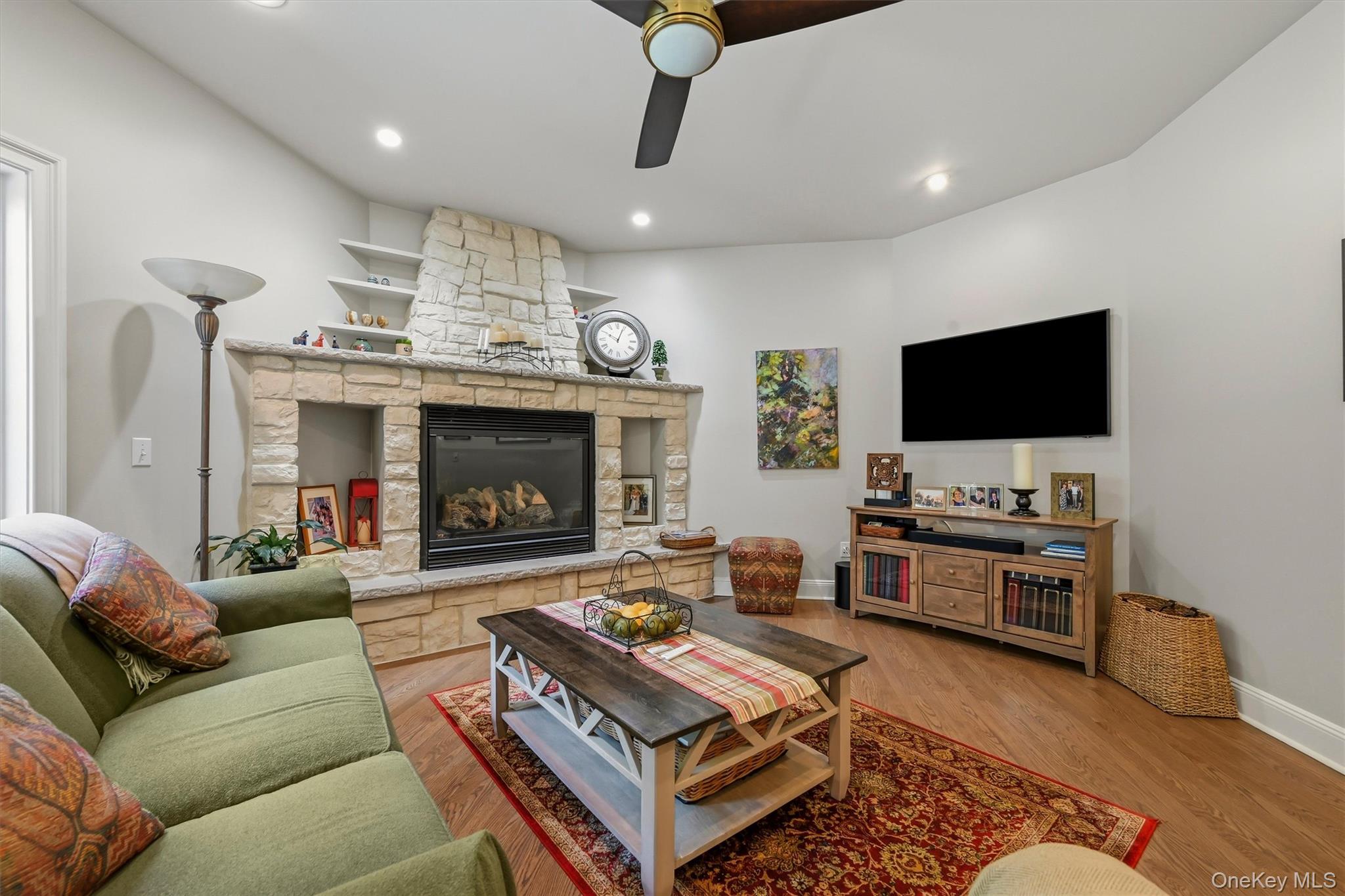 2 Half Moon Ridge – For Sale photo 17