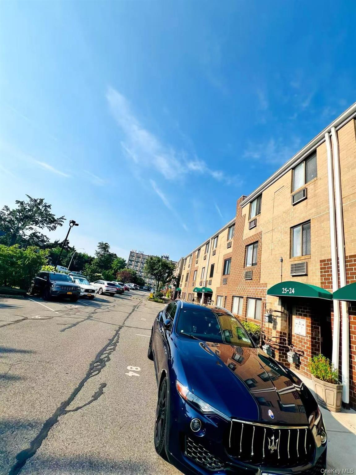 2524 120th Street, Unit 2 photo 3