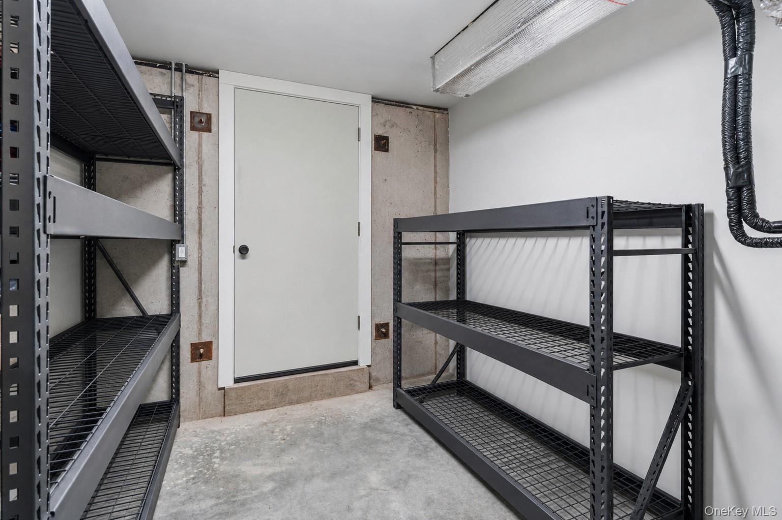 103 Hastings Avenue, Unit REAR UNIT photo 24