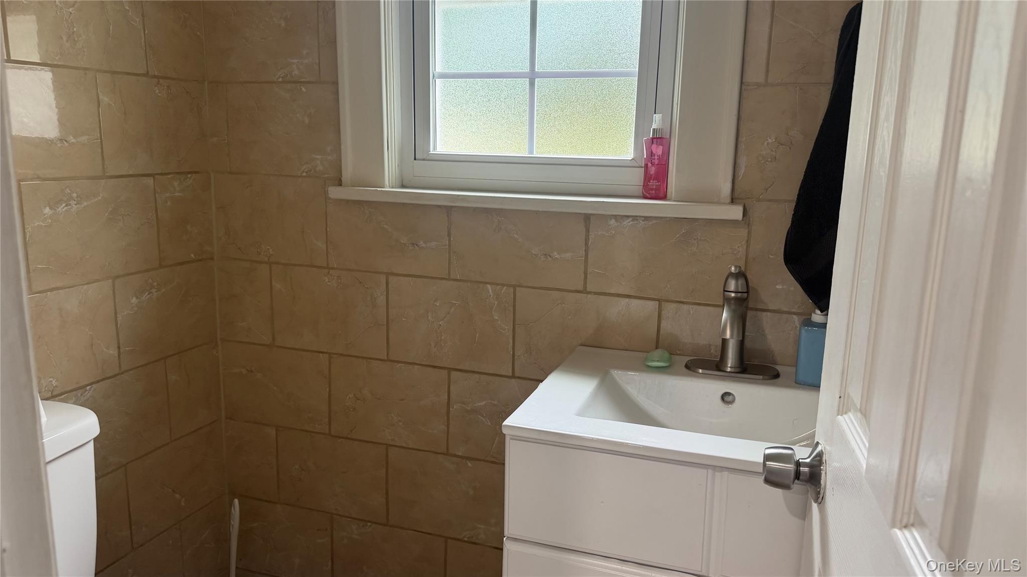 17 Degarmo Road – For Rent photo 14