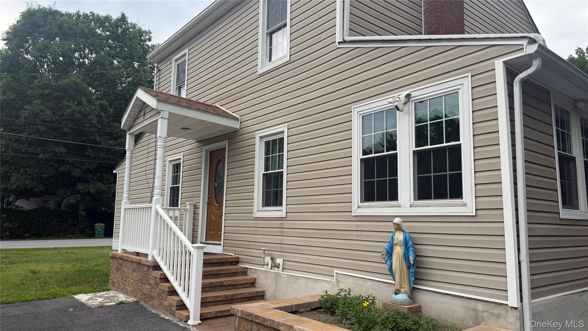 17 Degarmo Road – For Rent photo 2