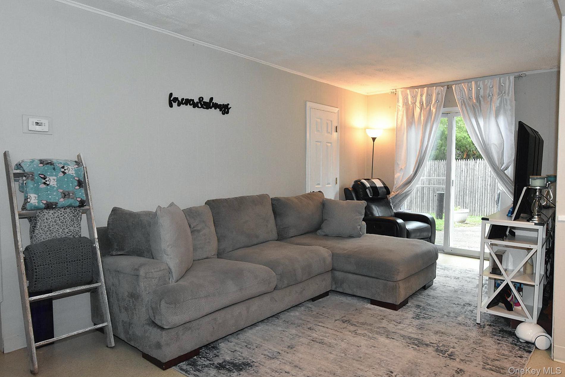 38 Balaton Avenue – For Sale photo 6