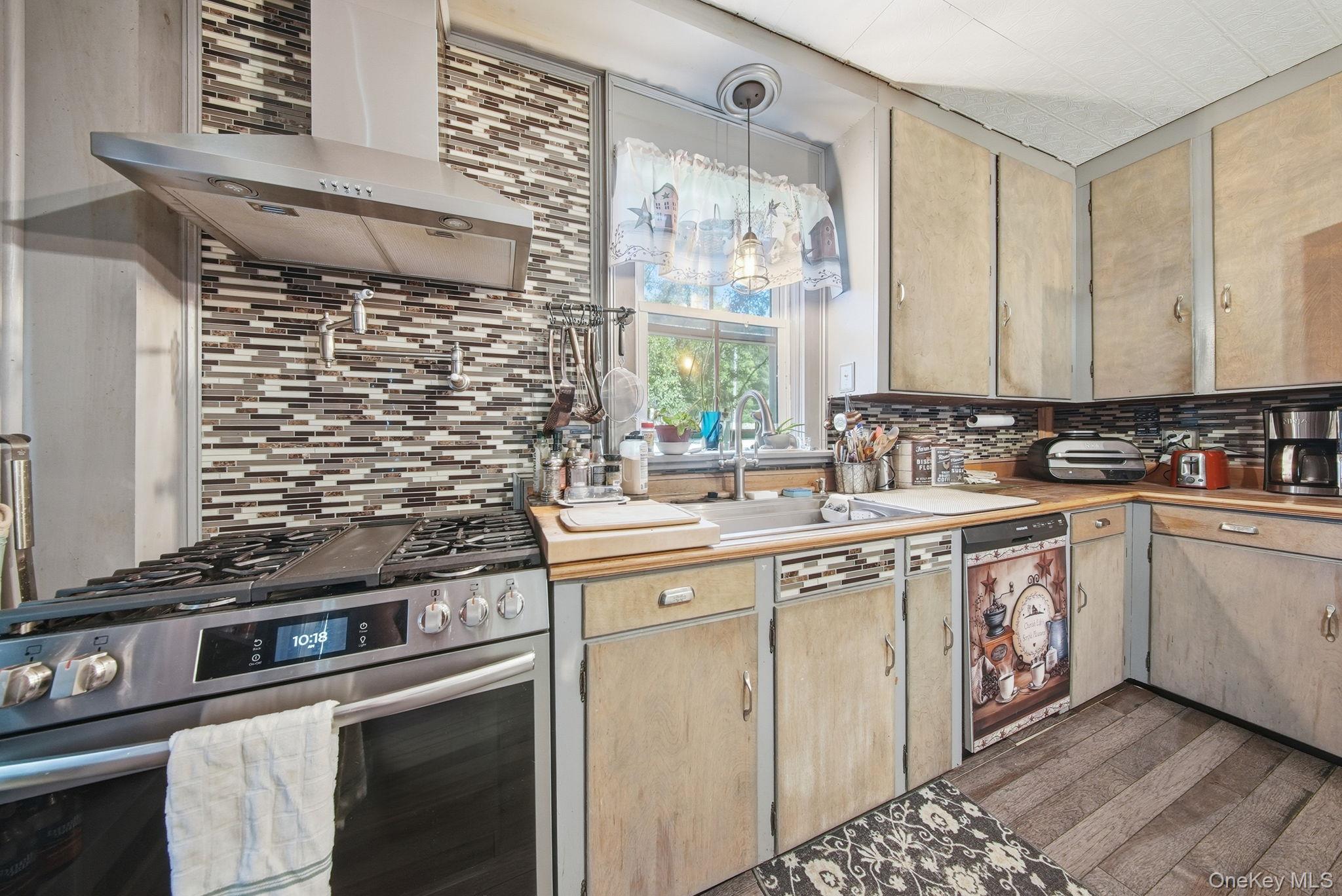 8 Chapel Street – For Sale photo 17