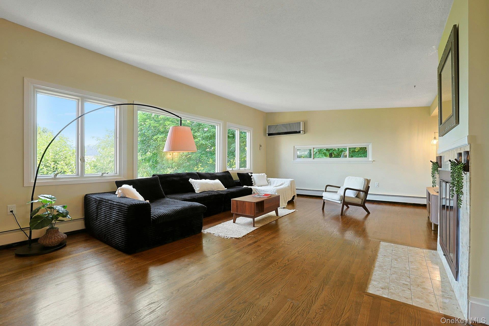 6 Grandview Avenue – For Sale photo 5