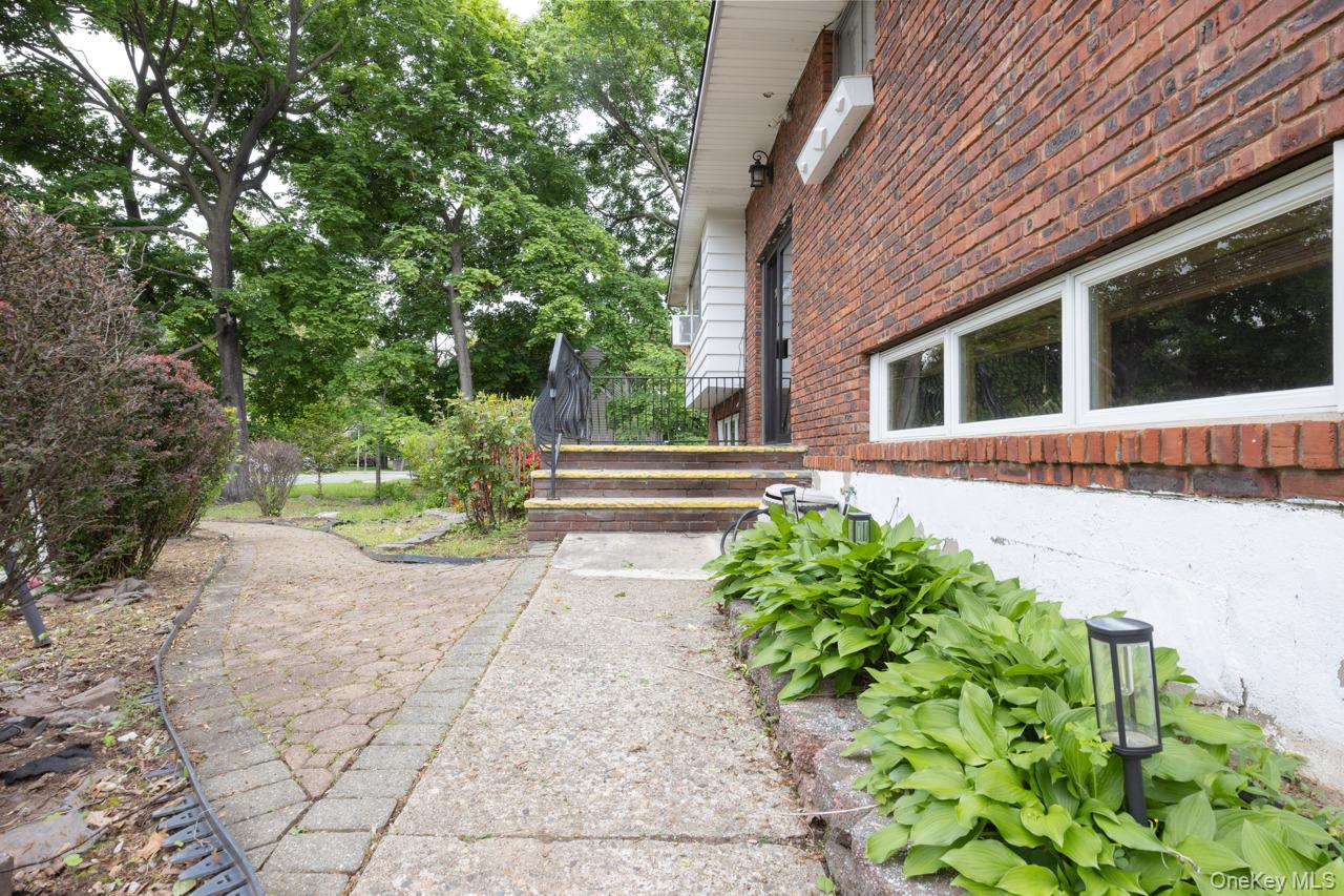60 College Avenue, Unit 2 – Lower photo 20