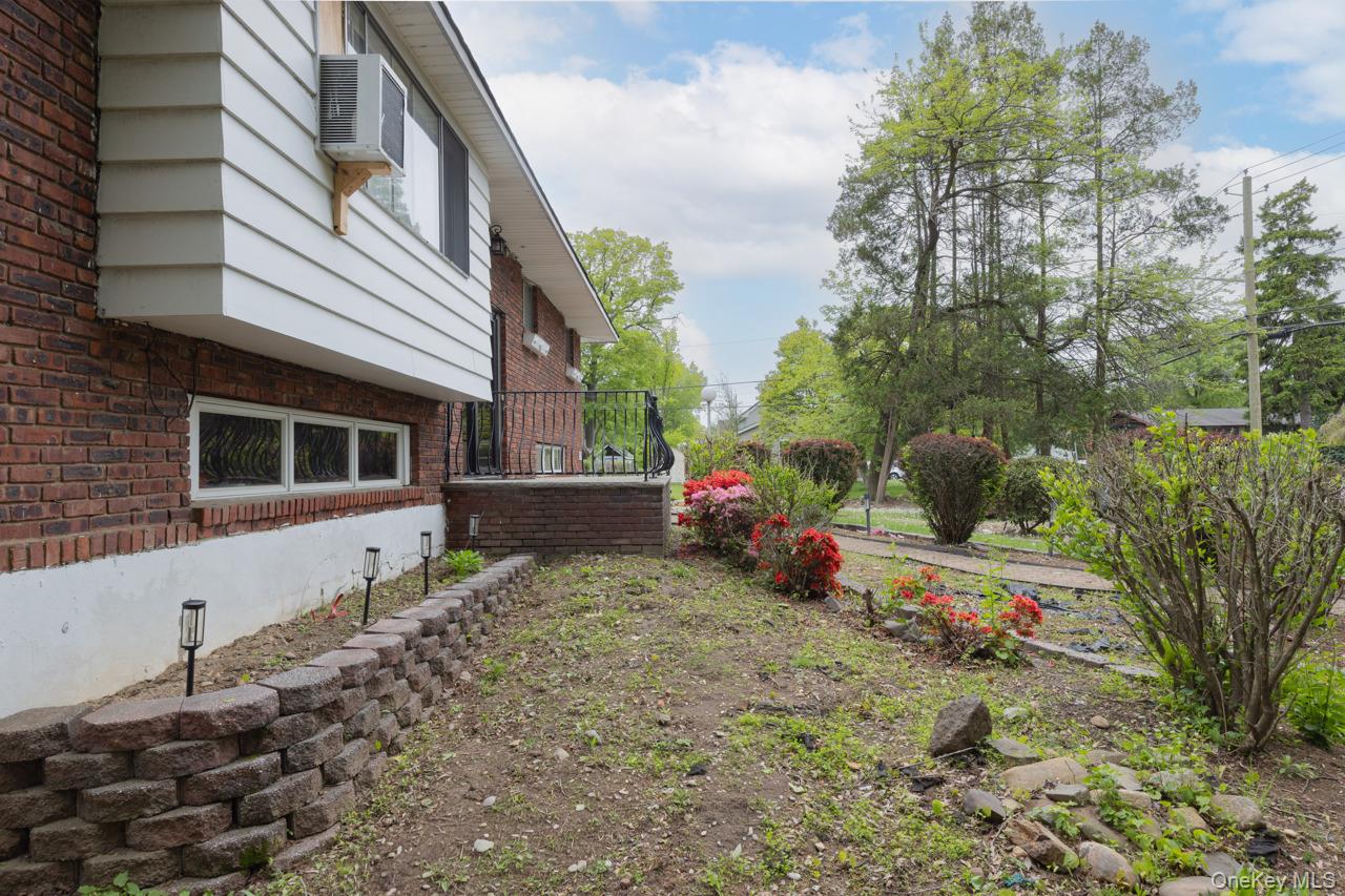 60 College Avenue, Unit 2 – Lower photo 21