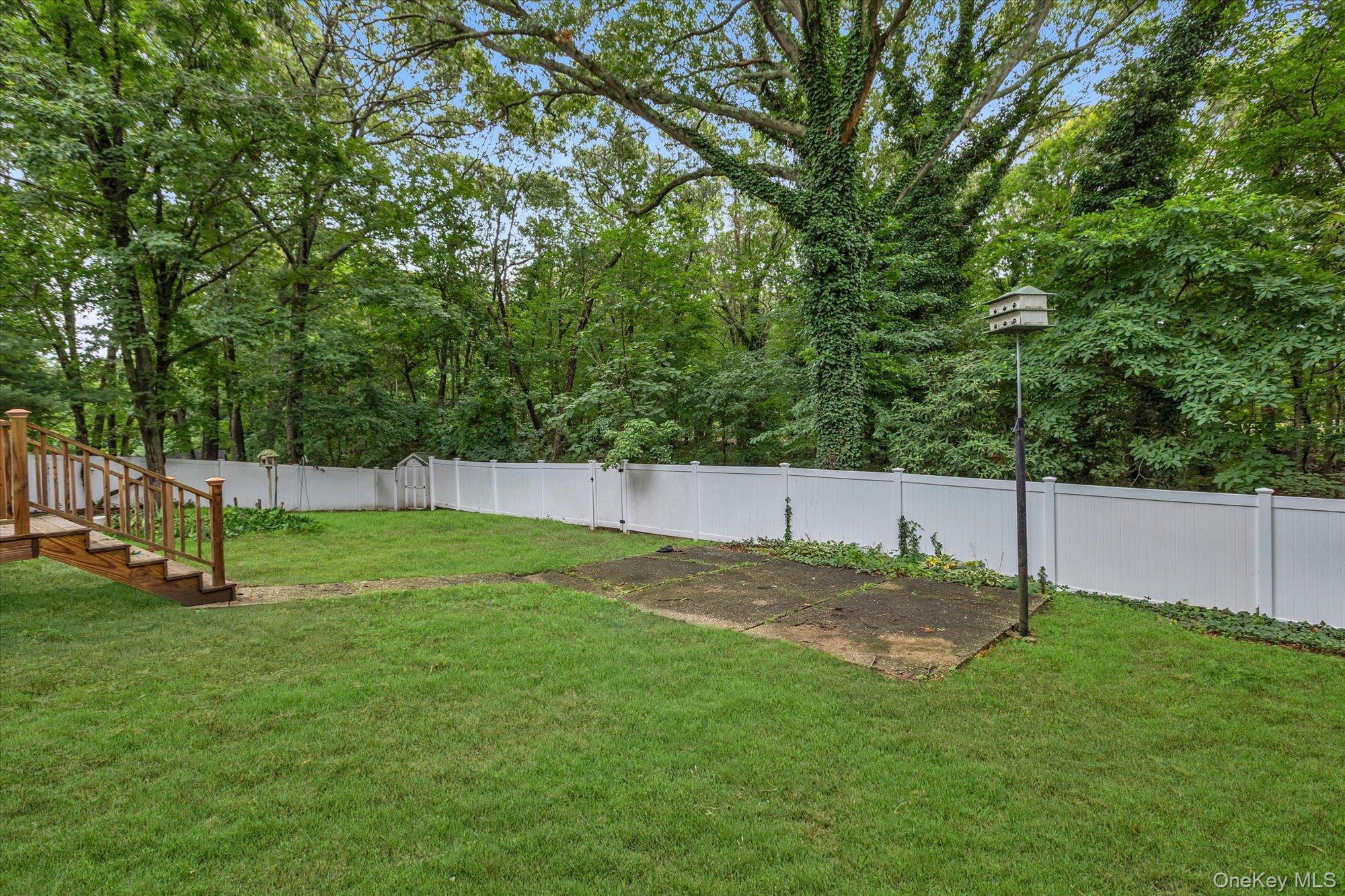 8 Julia Circle – For Sale photo 25