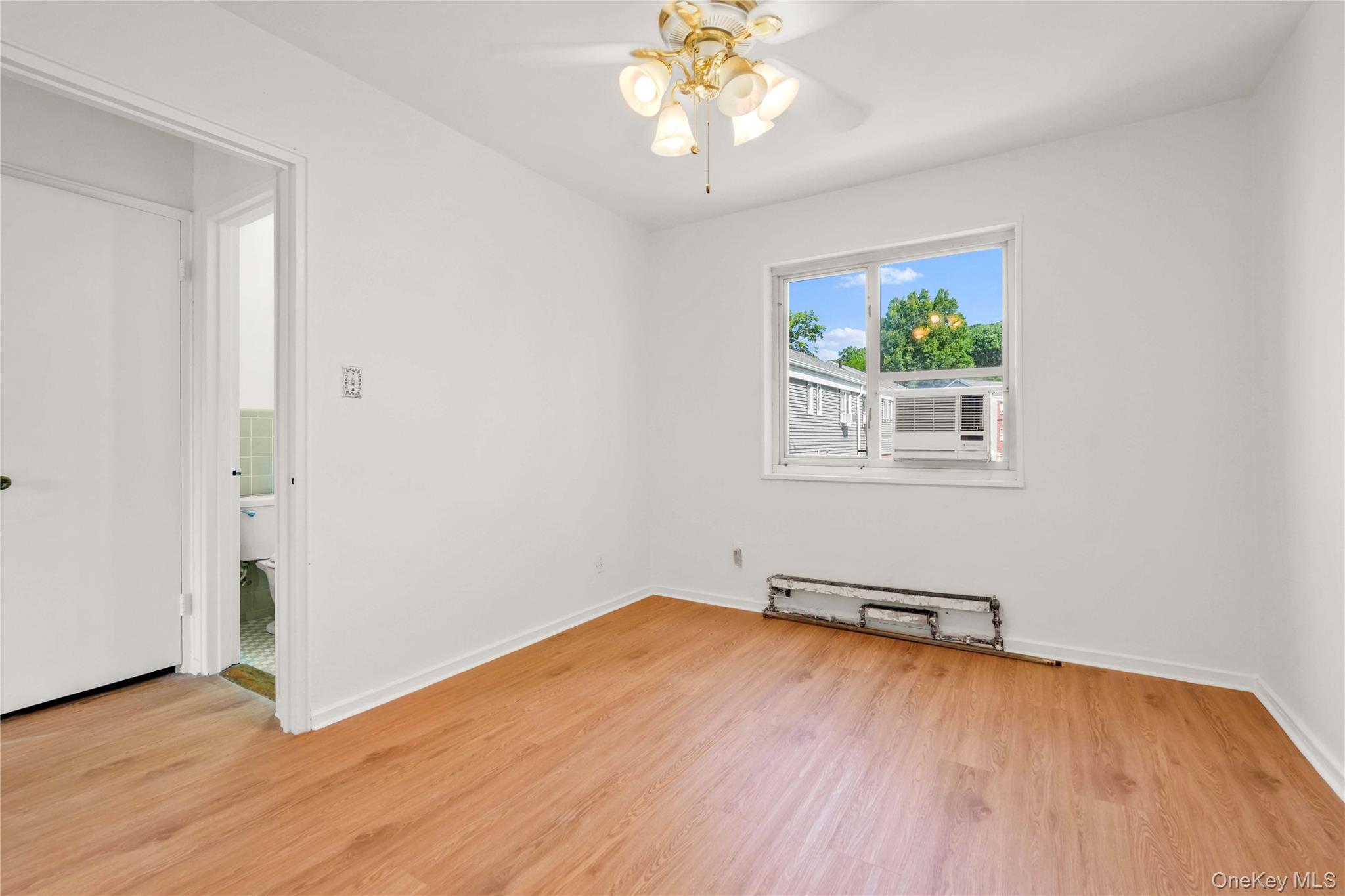 224-01 Hillside Avenue, Unit Upper photo 14