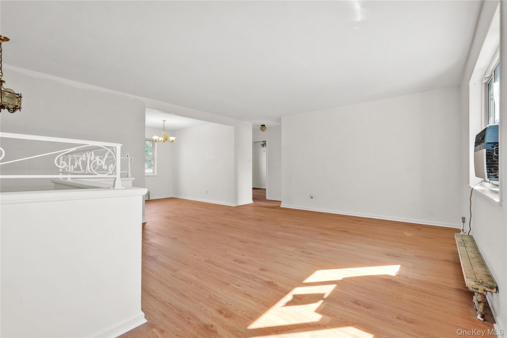 224-01 Hillside Avenue, Unit Upper photo 5