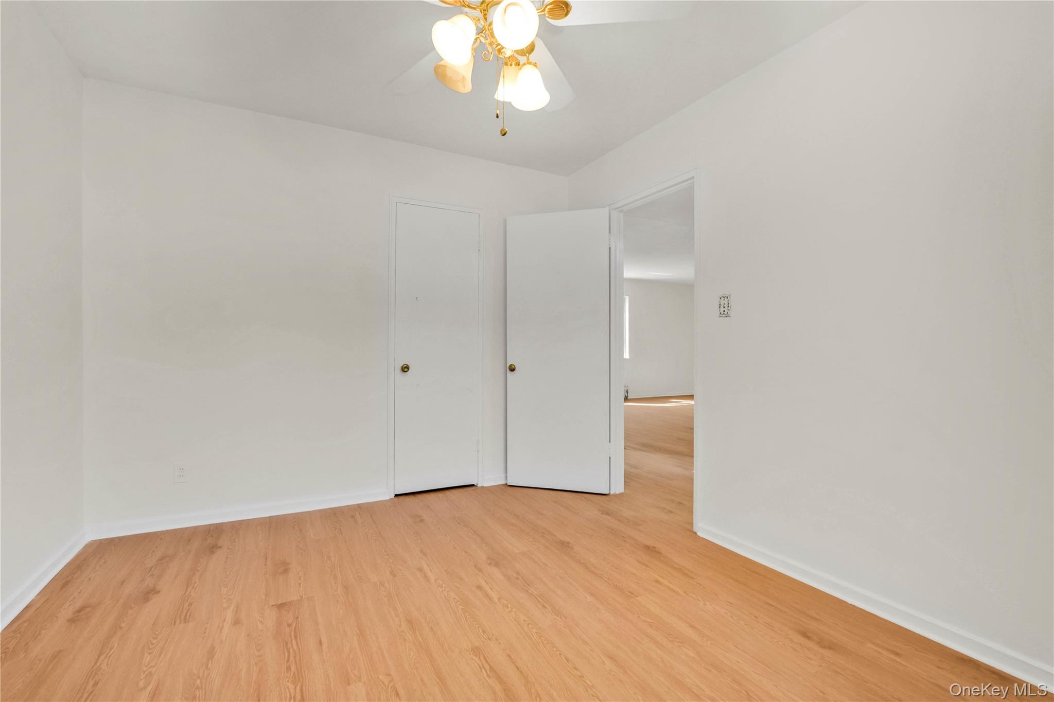 224-01 Hillside Avenue, Unit Upper photo 15