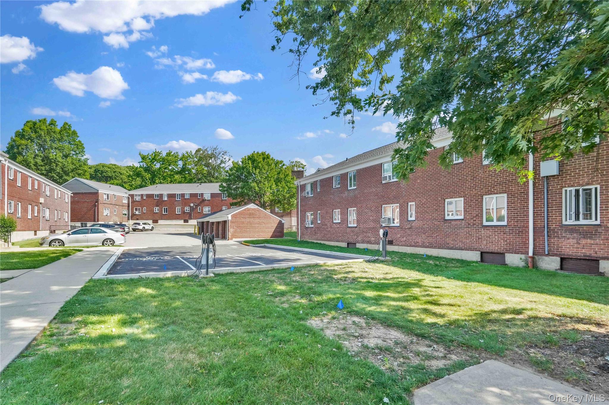 224-01 Hillside Avenue, Unit Upper photo 24