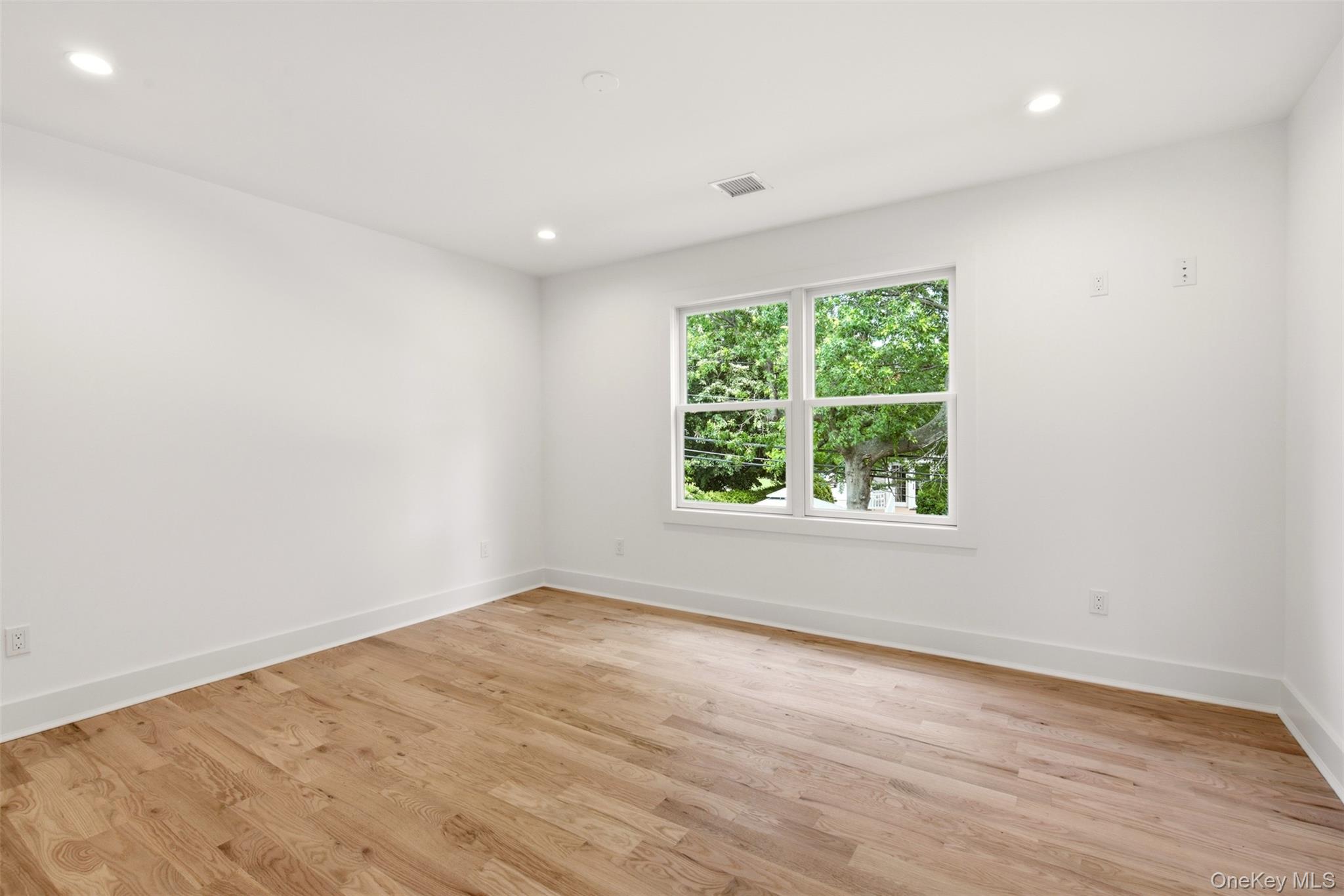 16 Otsego Place – For Sale photo 26