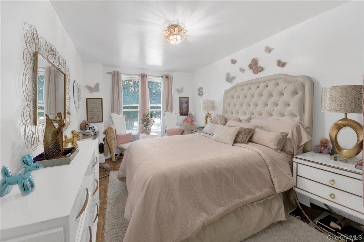 3512 Oxford Avenue, Unit 1C photo 16