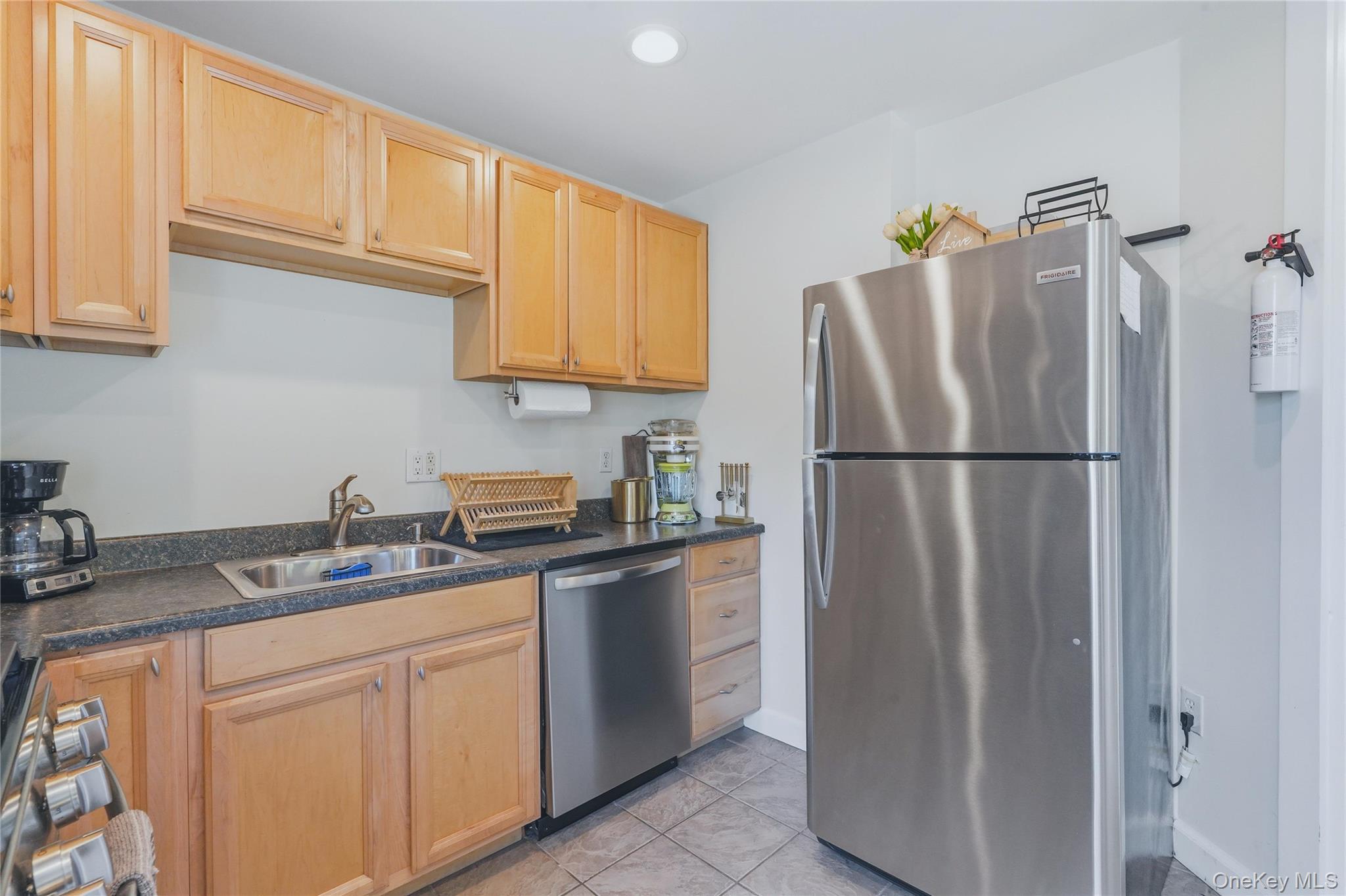 28 Railroad Avenue – For Sale photo 24