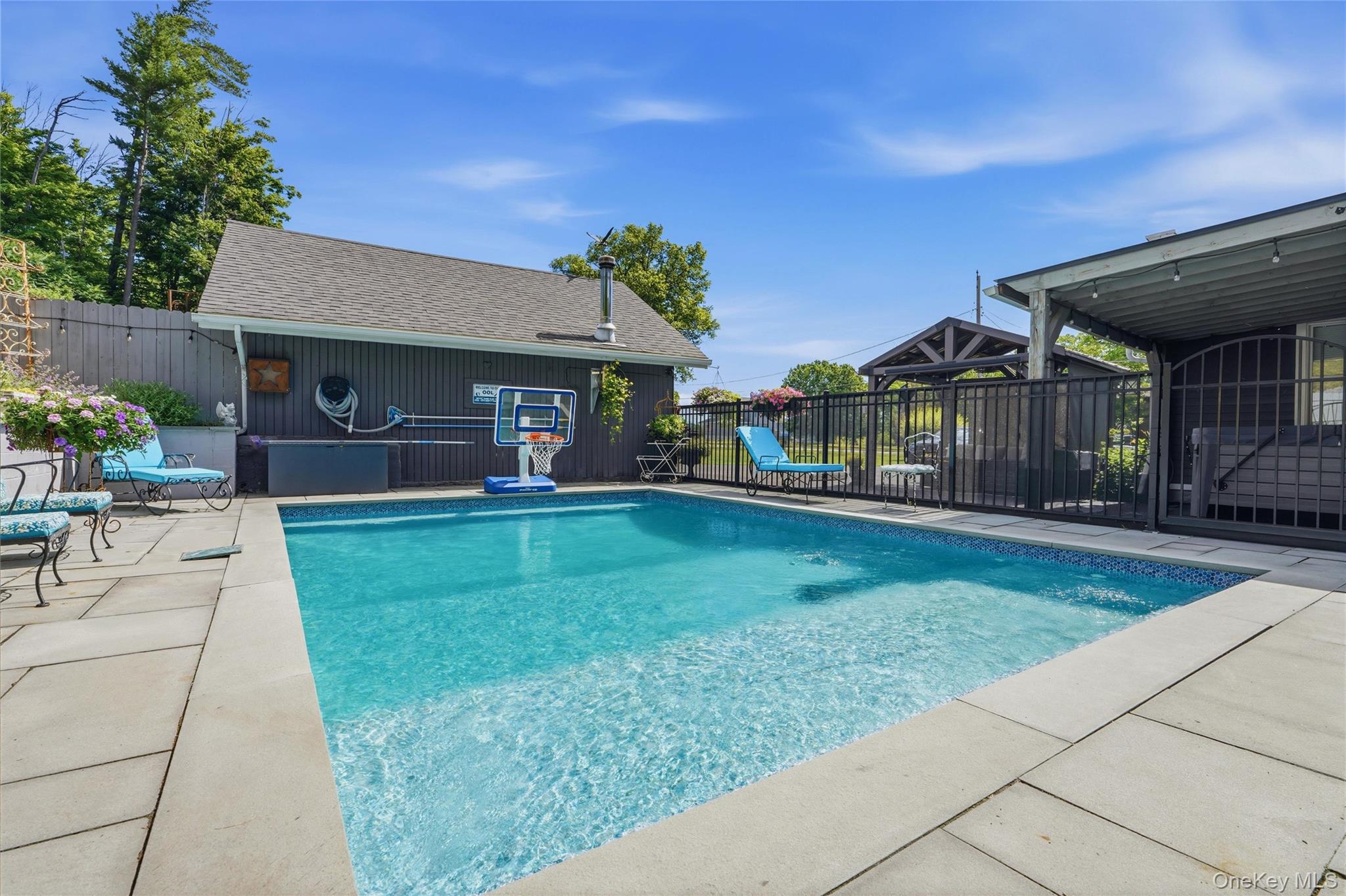 28 Railroad Avenue – For Sale photo 32