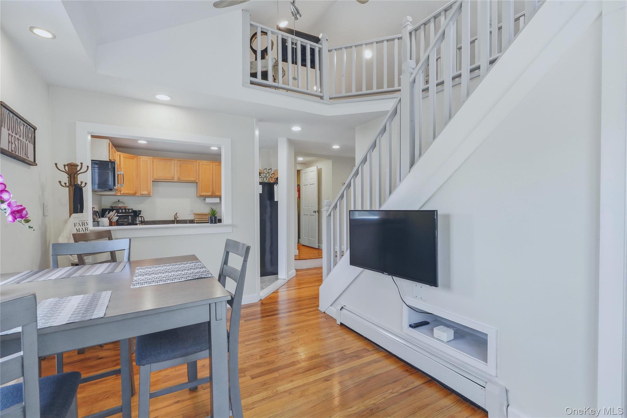 28 Railroad Avenue – For Sale photo 19