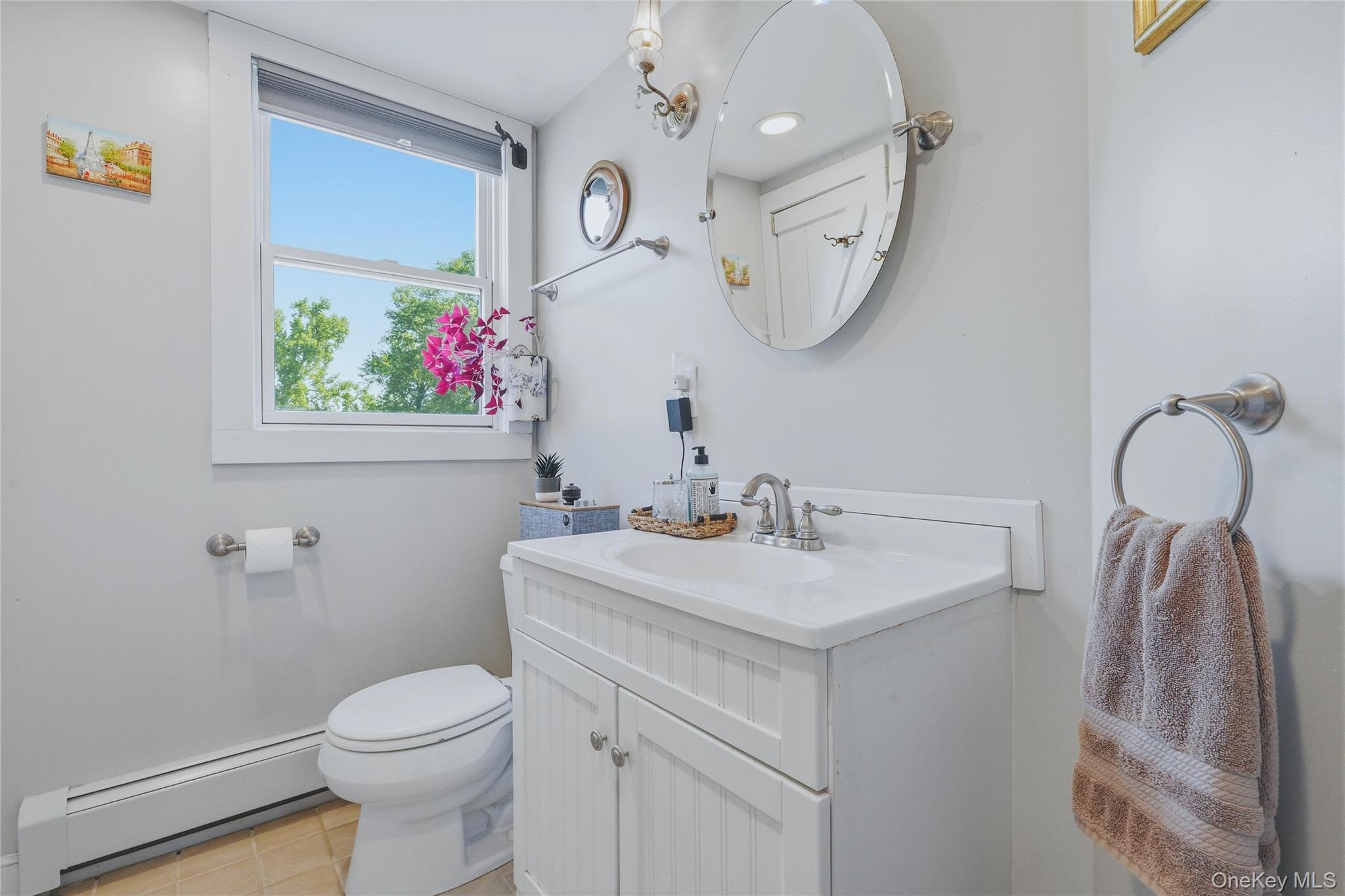 28 Railroad Avenue – For Sale photo 16